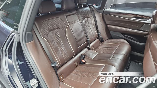 BMW Gran Turismo 2021 — photo 17