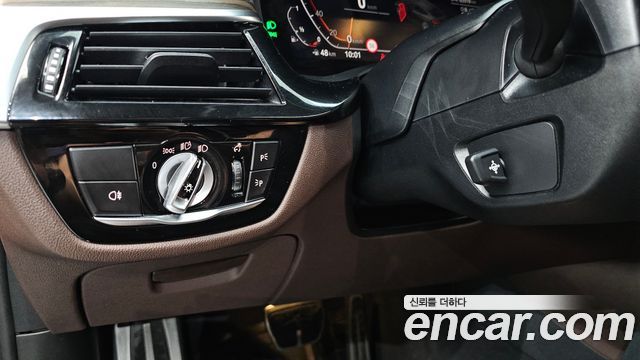 BMW Gran Turismo 2021 — photo 30
