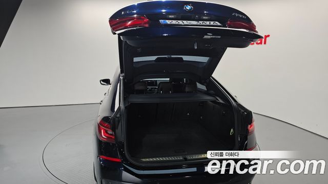 BMW Gran Turismo 2021 — photo 36