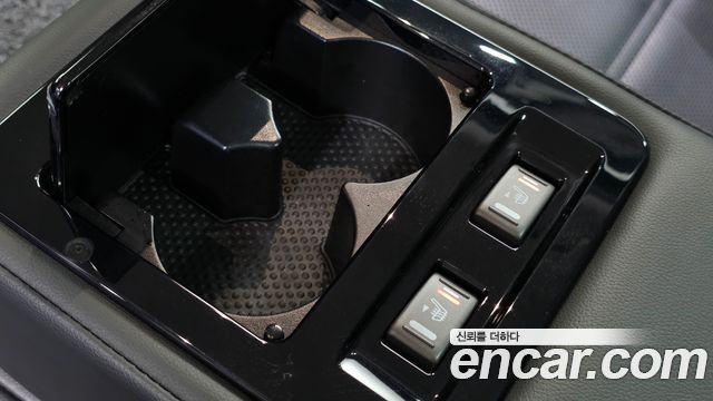 Renault Korea SM6 2016 — photo 19