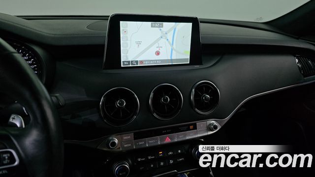 Kia Stinger 2020 — photo 12