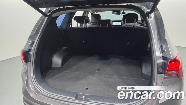 Hyundai Santafe 2023 — photo 25