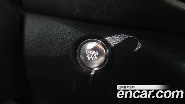 Hyundai Santafe 2023 — photo 28