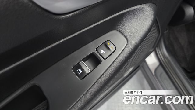 Hyundai Santafe 2023 — photo 33