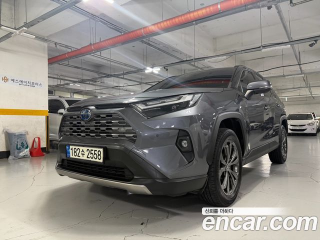 Toyota RAV4 2022 — photo 11