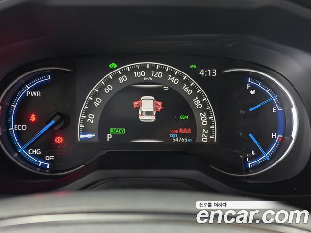 Toyota RAV4 2022 — photo 16