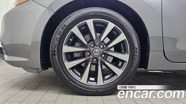 Nissan Altima 2017 — photo 5
