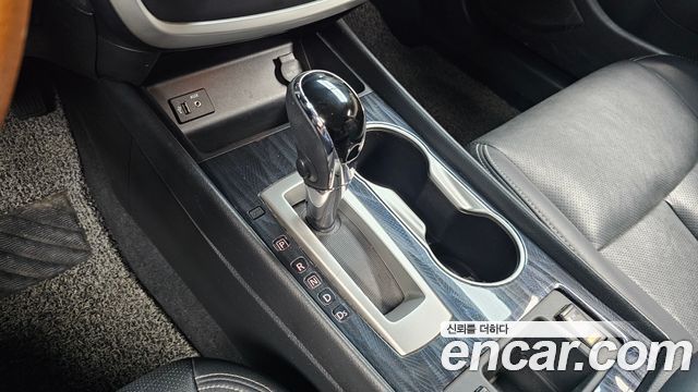 Nissan Altima 2017 — photo 9