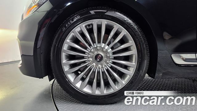 Kia K9 2019 — photo 5