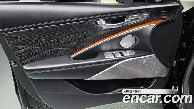 Kia K9 2019 — photo 14