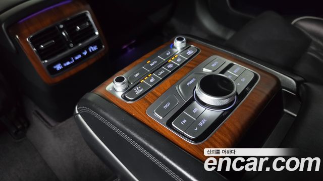 Kia K9 2019 — photo 28