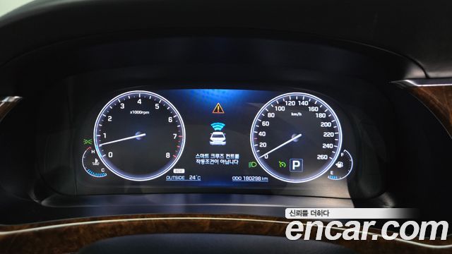 Hyundai Equus 2013 — photo 11