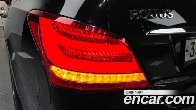 Hyundai Equus 2013 — photo 9