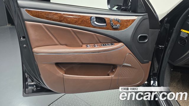 Hyundai Equus 2013 — photo 14