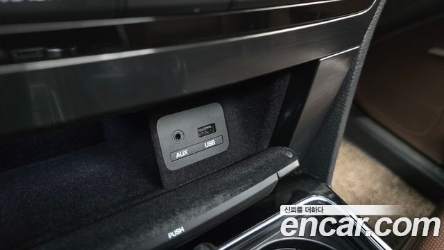 Hyundai Equus 2013 — photo 28