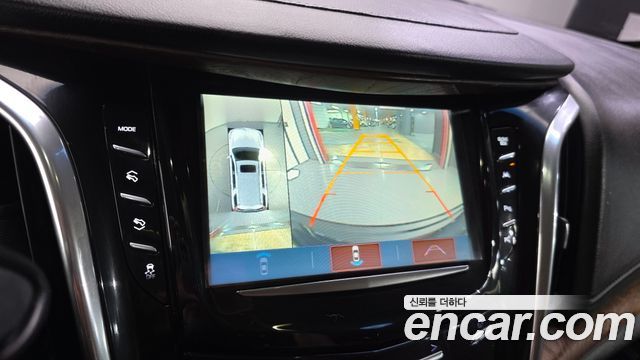 Cadillac Escalade 2017 — photo 14