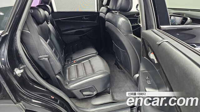 Kia Sorento 2017 — photo 12