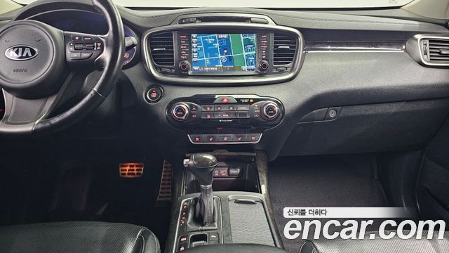 Kia Sorento 2017 — photo 13