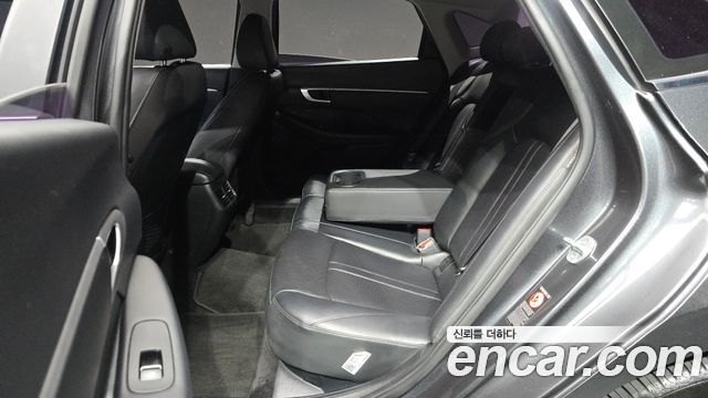 Hyundai Sonata 2020 — photo 18