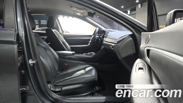 Hyundai Sonata 2020 — photo 16