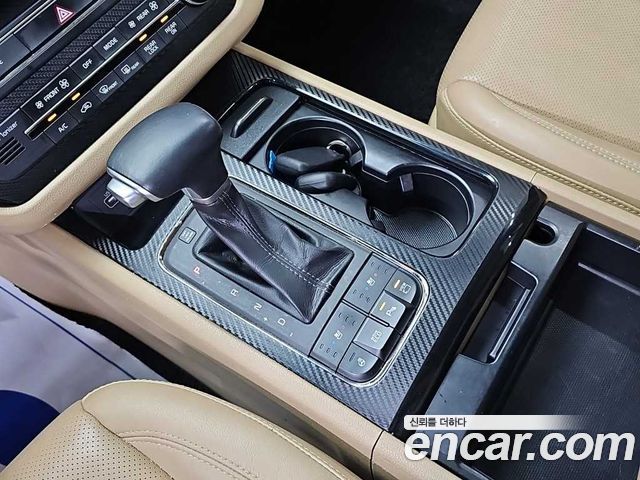 Kia Canival 2017 — photo 8