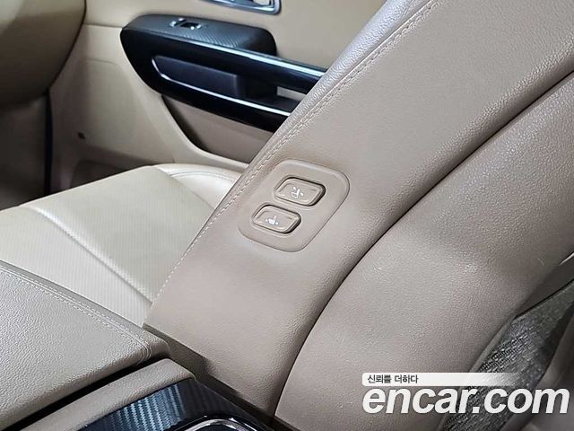 Kia Canival 2017 — photo 14