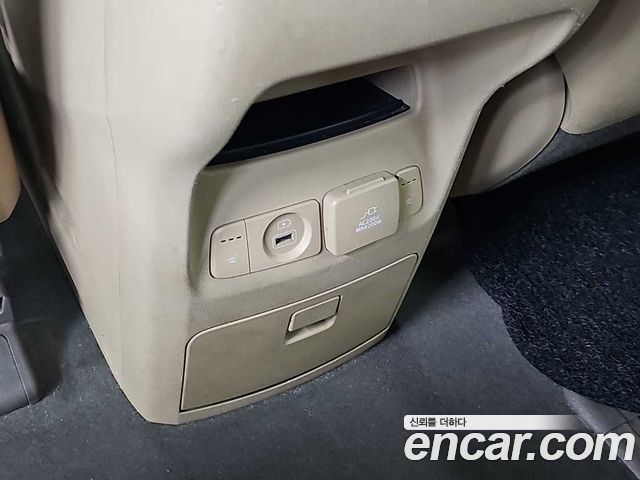 Kia Canival 2017 — photo 15