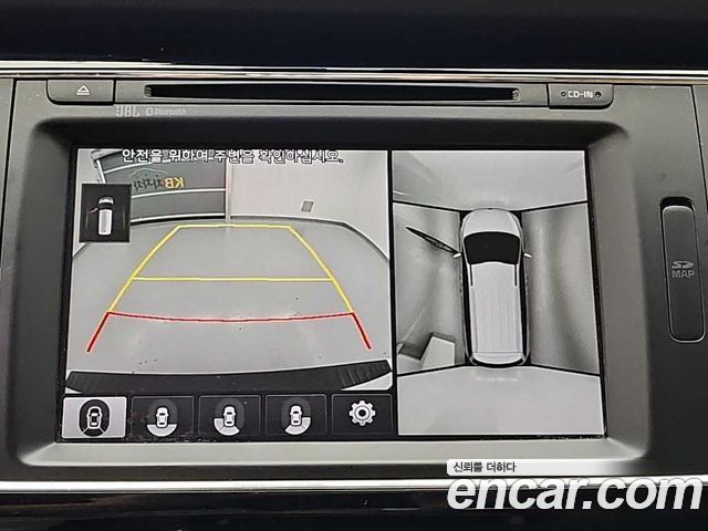 Kia Canival 2017 — photo 18