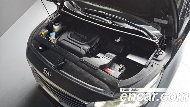 Kia Canival 2016 — photo 6