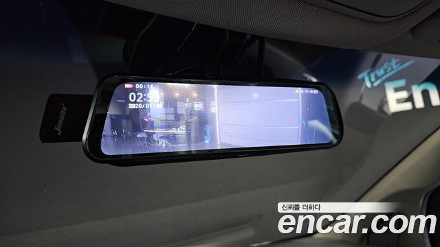 Kia Canival 2016 — photo 16