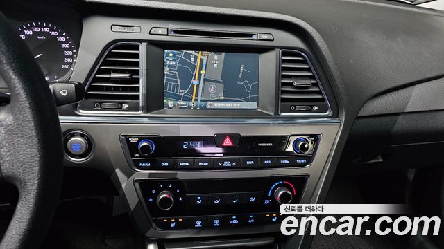 Hyundai Sonata 2015 — photo 21