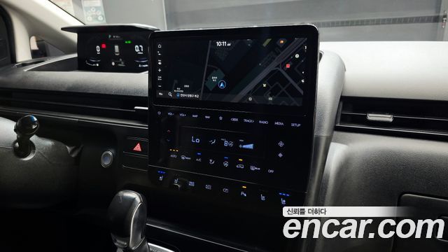 Hyundai Staria 2022 — photo 18