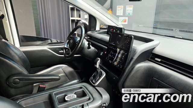Hyundai Staria 2022 — photo 25