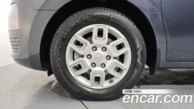 Hyundai Staria 2023 — photo 5