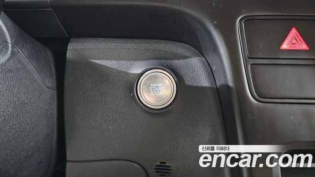 Hyundai Staria 2023 — photo 26