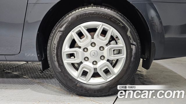 Hyundai Staria 2023 — photo 7