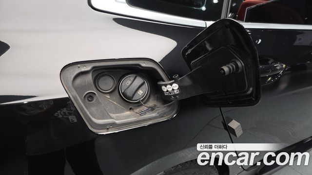 BMW 2-Series 2022 — photo 30