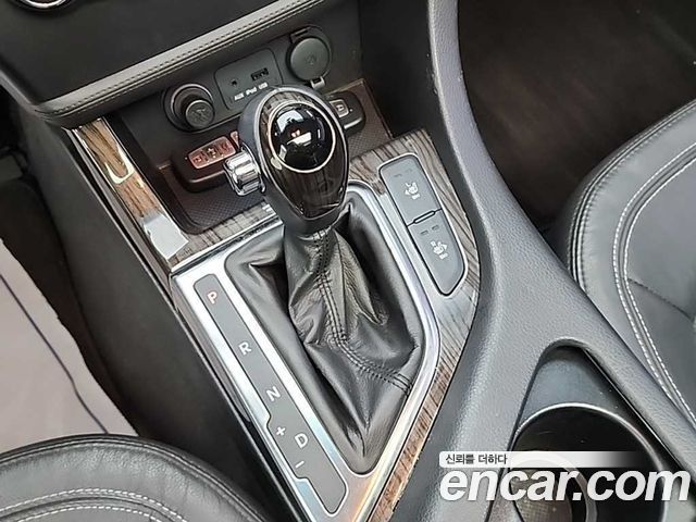 Kia K5 2012 — photo 8
