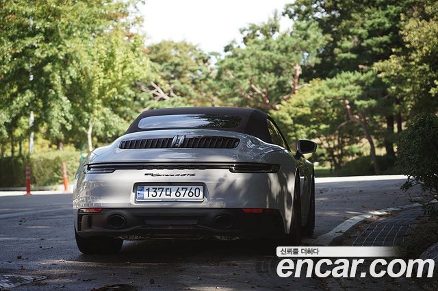 Porsche 911 2024 — photo 3
