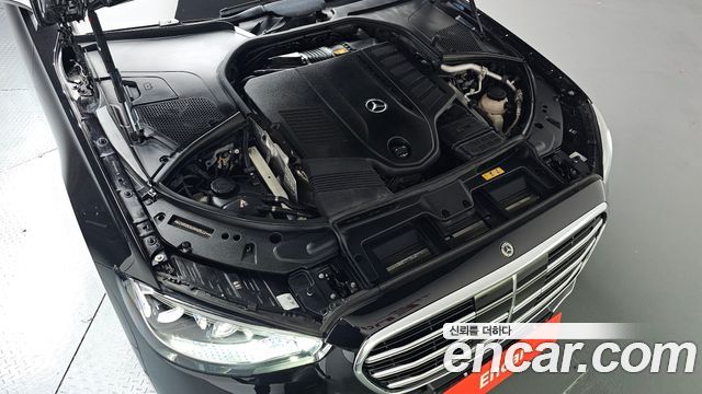 Mercedes-Benz S-Class 2021 — photo 6
