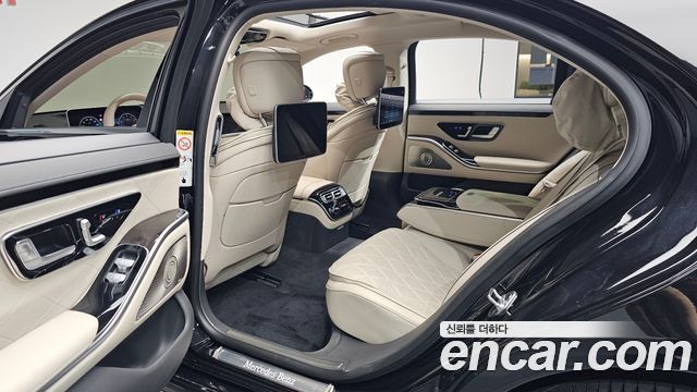Mercedes-Benz S-Class 2021 — photo 17