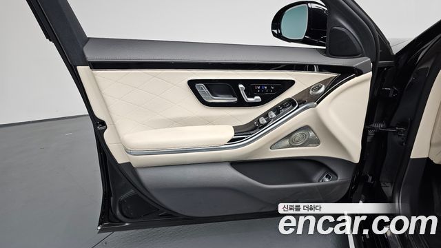Mercedes-Benz S-Class 2021 — photo 14
