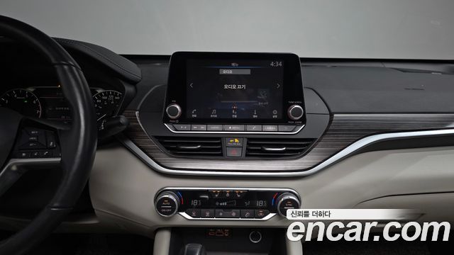 Nissan Altima 2019 — photo 20