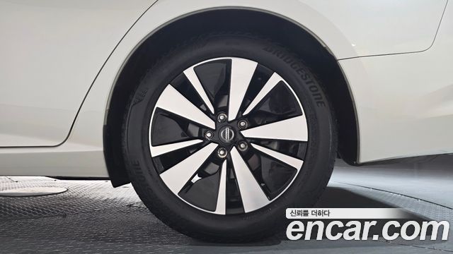 Nissan Altima 2019 — photo 7