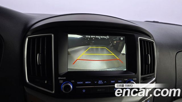 Hyundai Starex 2019 — photo 21