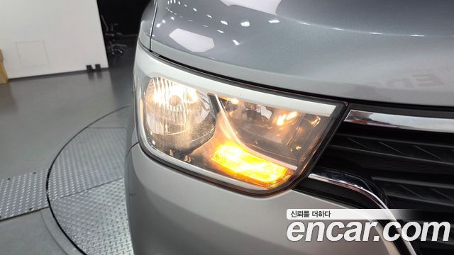Hyundai Starex 2019 — photo 8