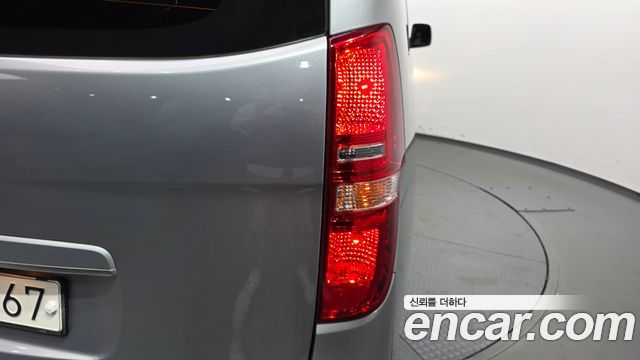 Hyundai Starex 2019 — photo 9