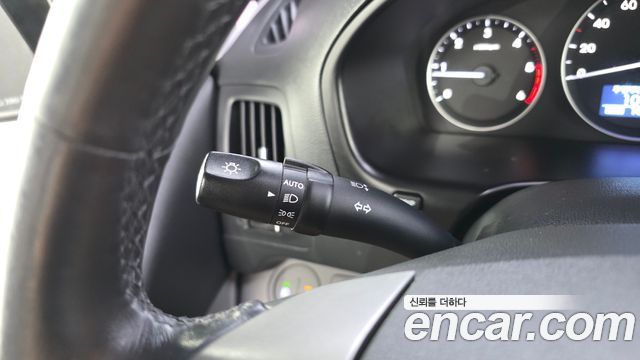 Hyundai Starex 2019 — photo 28