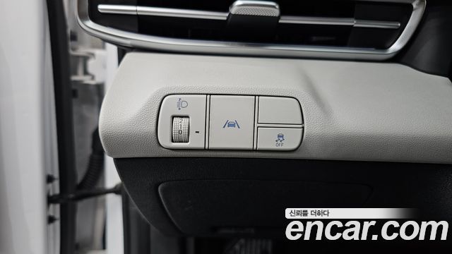 Hyundai AVANTE 2021 — photo 14