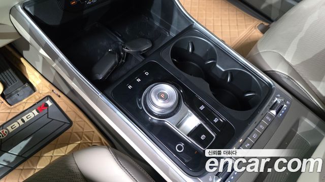 Kia Canival 2025 — photo 12